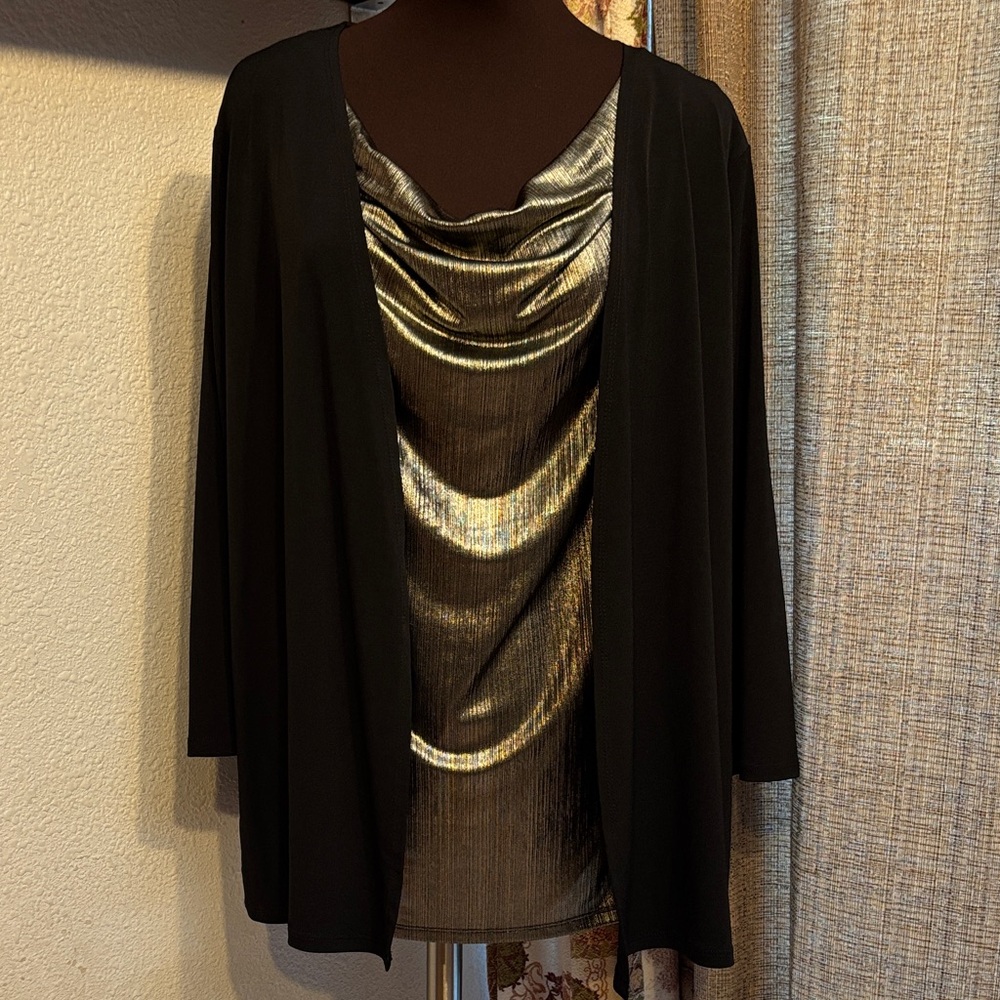 Jaclyn Smith Collection long sleeve black and gold metallic draped blouse Size L - Picture 4 of 17